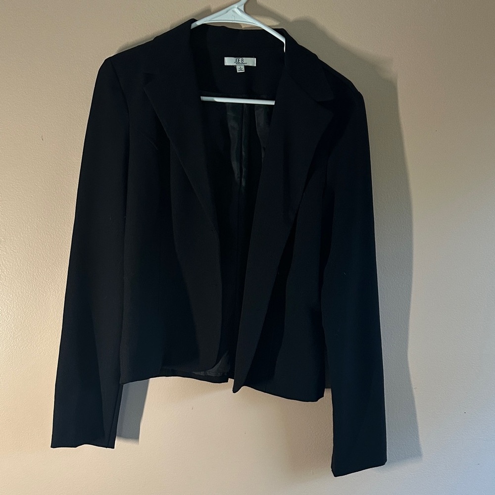 Joe B Elegant Black Women's Blazer